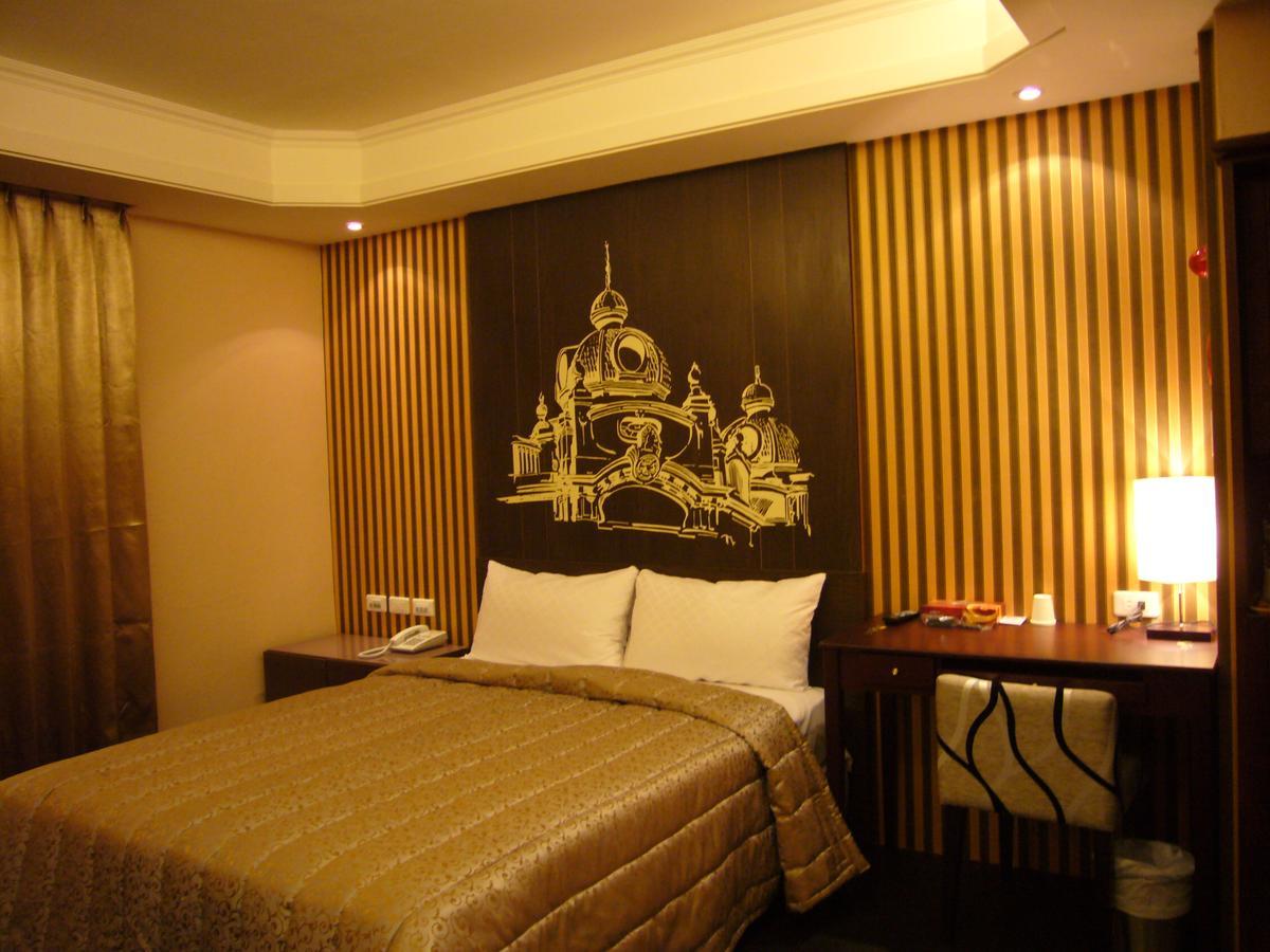 Windmill Fashion Hotel Kaohsiung Exterior foto