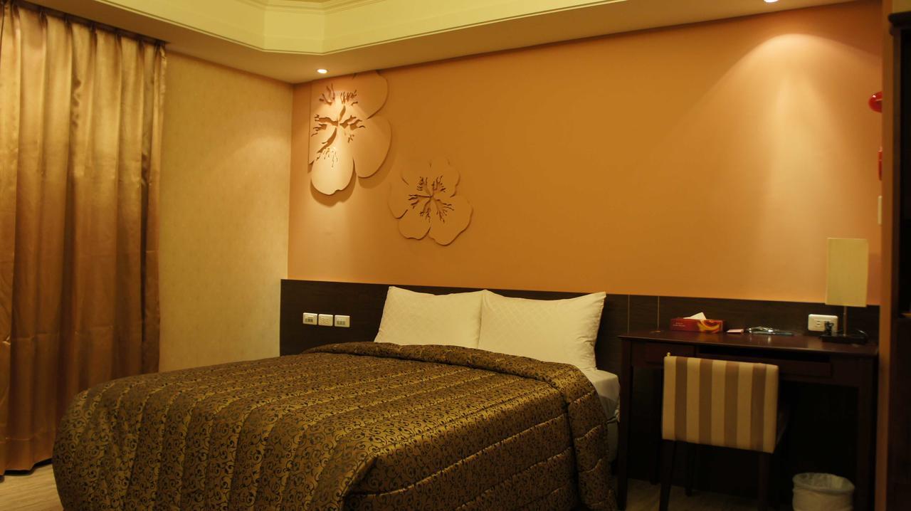 Windmill Fashion Hotel Kaohsiung Exterior foto